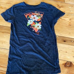 Girls graphic tee